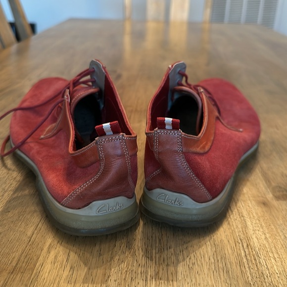 Men’s suede oxfords 10.5 - Picture 3 of 5